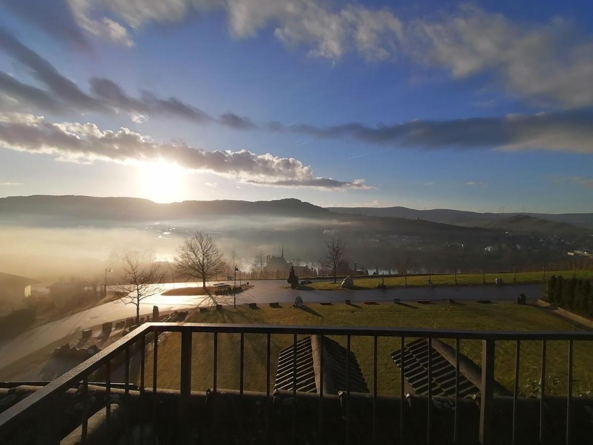 Appartement Weingut & Gastehaus Schumann à Lieser Extérieur photo